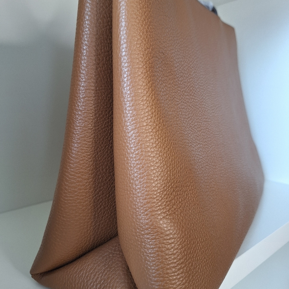 NWT Tory Burch Moose Brown Pebbled Leather Tote - Picture 3 of 6